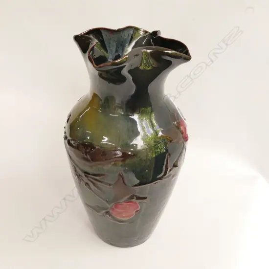 ELTON POTTERY VASE RED FLOWERS IN RELIEF H.240mm