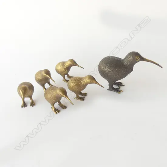 FIVE BRONZE KIWIS, ONE LARGE, FIVE SMALL, HEIGHTS: 100 & 65MM