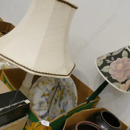 LOT ASST LAMPS/SHADES ETC