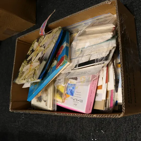 BOX LOT ASST. VINTAGE EPHEMERA, CARDS ETC