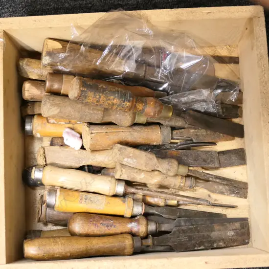 LOT ASST CHISELS