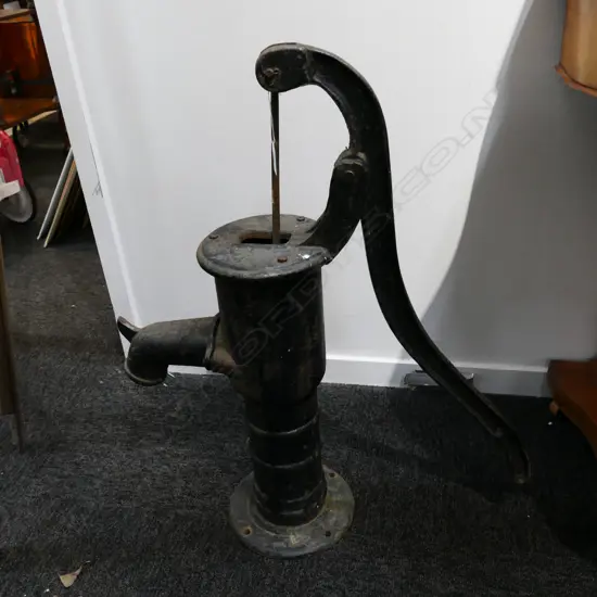 ANTIQUE HAND PUMP 700MM H