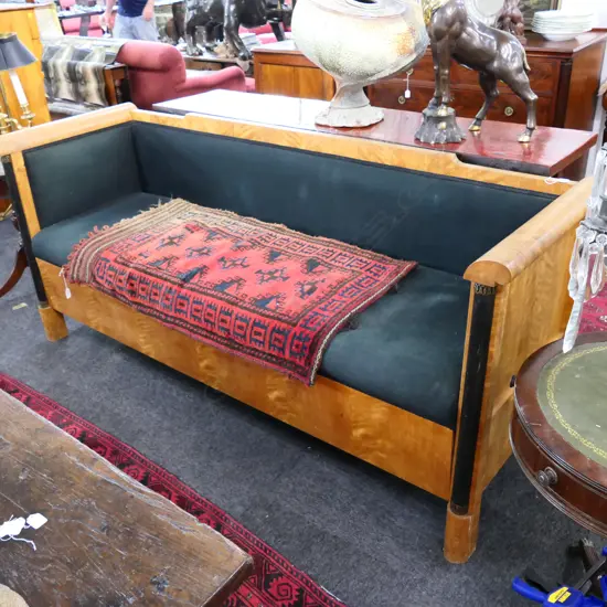 BIEDERMEIER COUCH