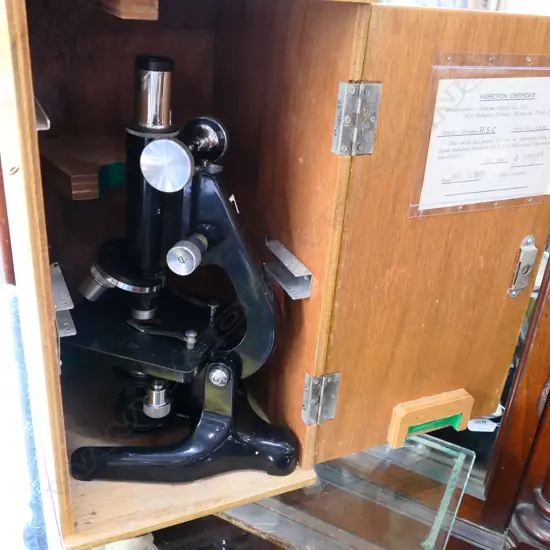 OLYMPUS MICROSCOPE IN WOODEN CASE
