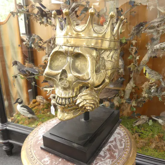 V. LGE BRONZE SKULL WITH ROSE IN MOUTH ON STAND 500MM H