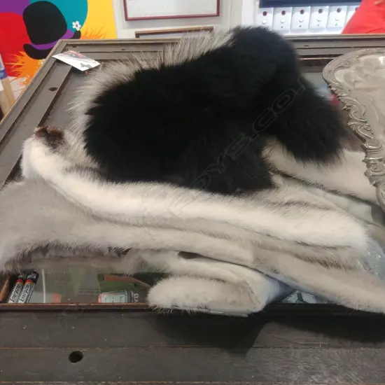 4 FUR COLLARS - MINK ETC