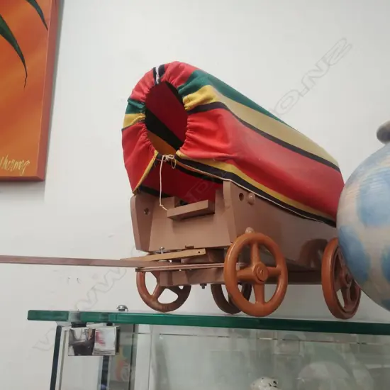 MINI WOODEN CARRIAGE