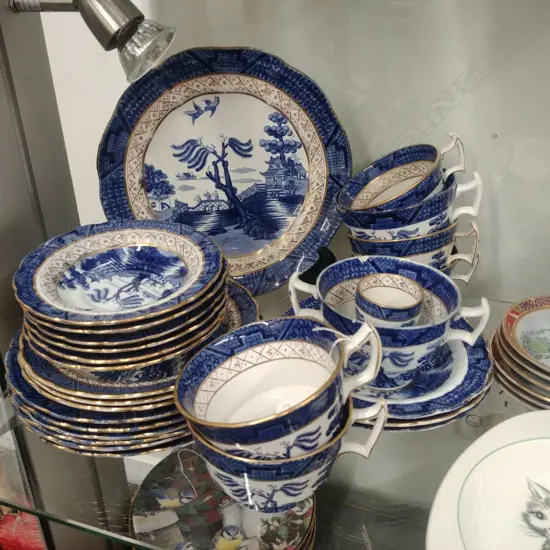  OLD WILLOW PATTERN TEA SET