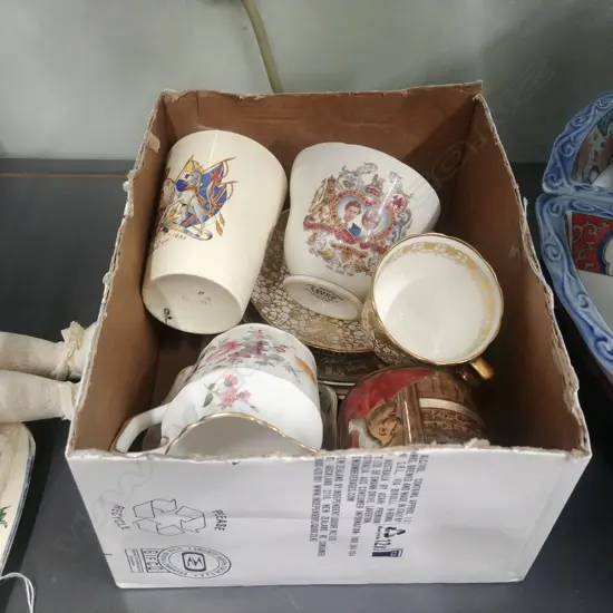 3 CROWN DERBY; HAMMERSLEY; ROYAL.D.; HRH CUP/SAUCER