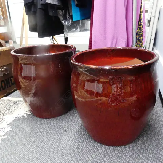 PR MED RED GLAZED GARDEN POTS