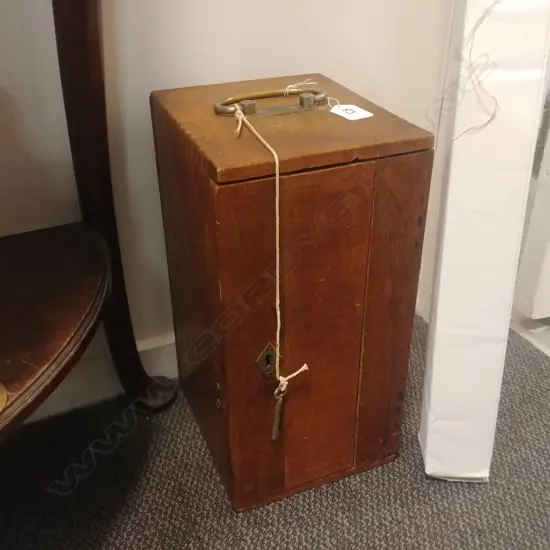 MICROSCOPE IN ORIGINAL BOX