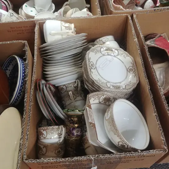 BOX OF NORITAKE CHINA ETC