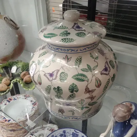 LARGE CERAMIC URN WITH BUTTERFLIES