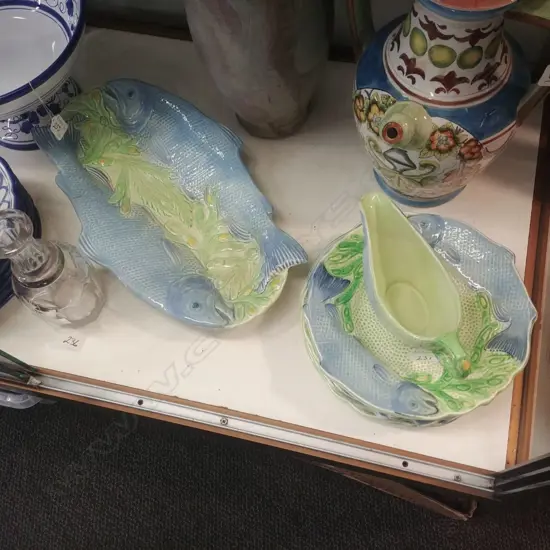 MELBA WARE FISH SET