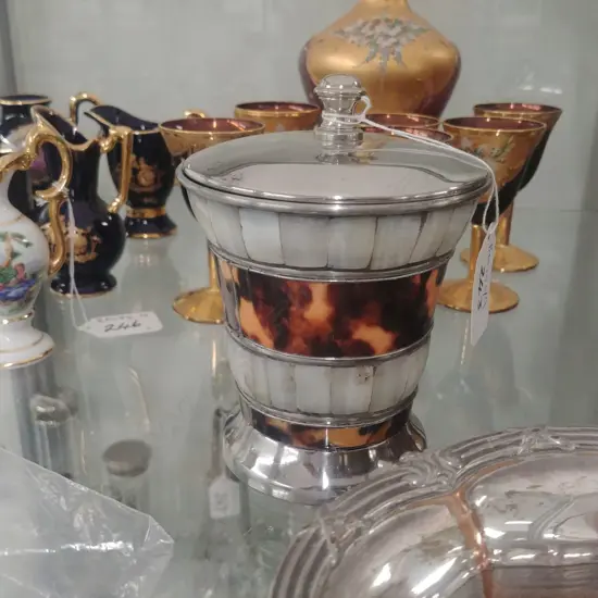 TORTOISE SHELL AND M.O.P LIDDED BOX