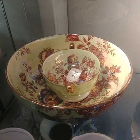 2X GREEN MALING DISHES