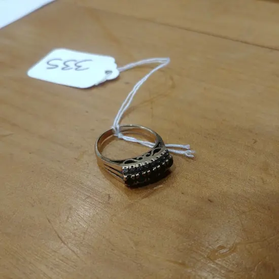 9CT GOLD SAPPHIRE & DIAMOND RING