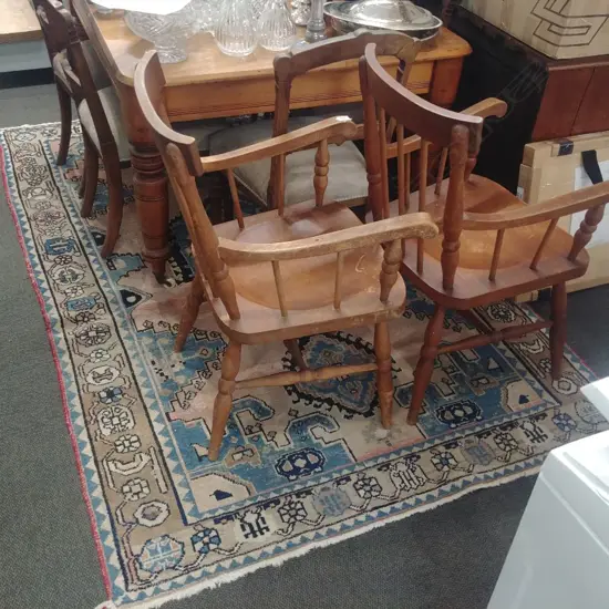 HAND KNOTTED PERSIAN RUG