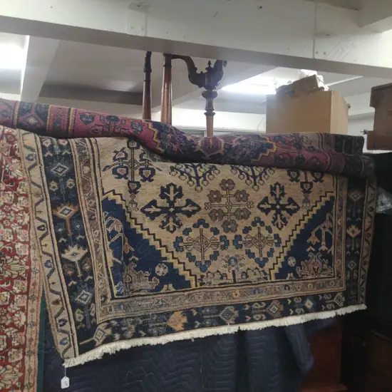 ANTIQUE HAND KNOTTED RUG FADED/WORN