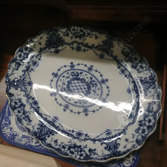 LARGE B&W VICTORIAN ASHET 