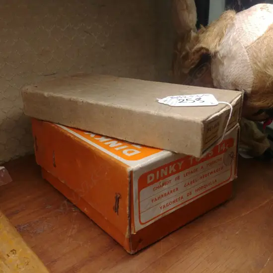 BOXED DINKY FORK LIFT + BOXED PETROL PUMPS