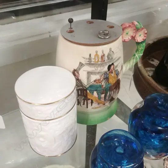 CARLTONWARE MUSIC JUG + R/D LIDDED POT