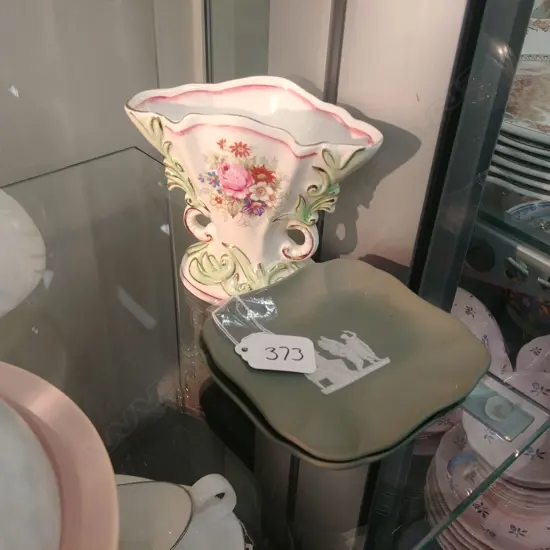 W/W VASE + 2 JASPERWARE PIN TRAYS 