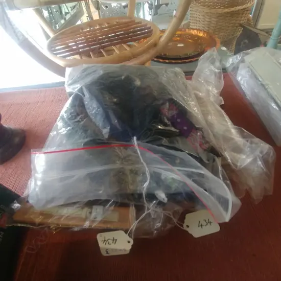 3 BAGS  ASST LEATHER WATCH STRAPS