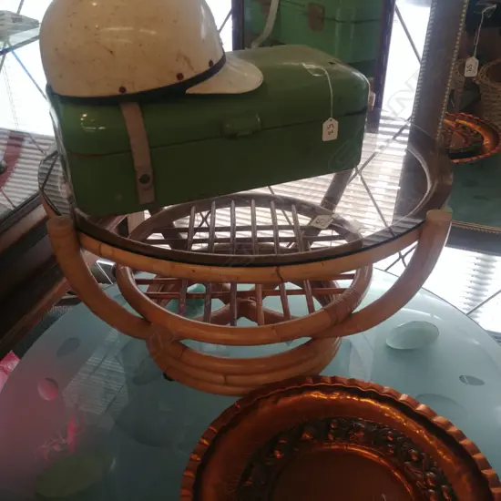 GLASS TOP COFFEE TABLE BAMBOO BASE