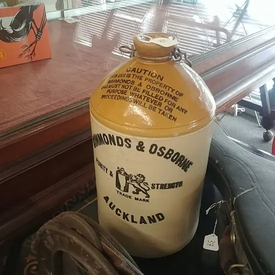 STONEWARE BOTTLE AUCKLAND LABEL