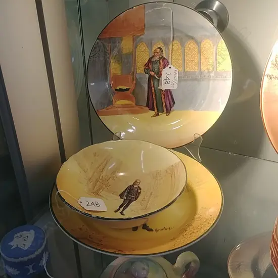 2 R/D DISHES + BOWL SHAKESPEARE