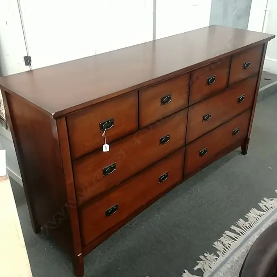 8 DRAWER CHEST OF DRAWERS