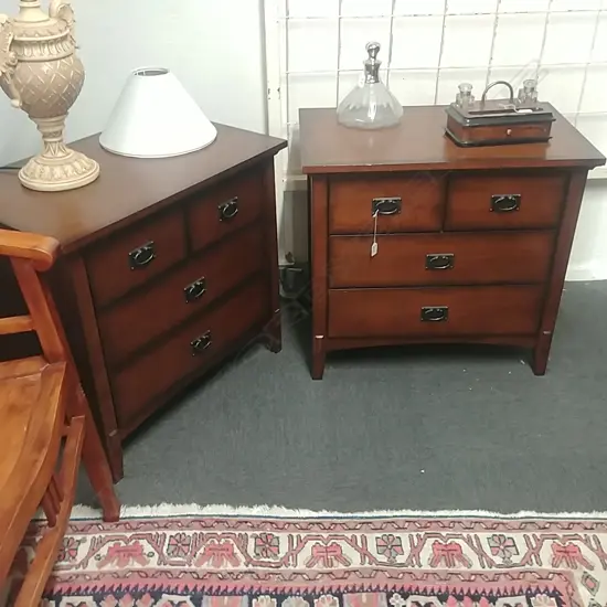 PAIR OF BEDSIDE CABINETS