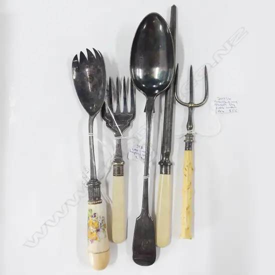 5 OLD SERVING UTENSILS