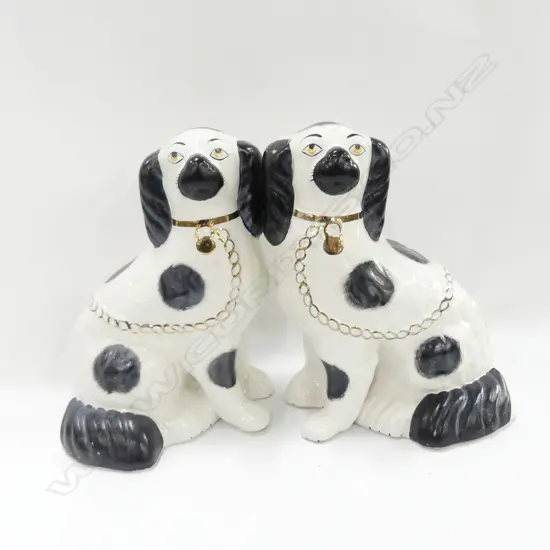 PR STAFFORDSHIRE MANTEL DOGS