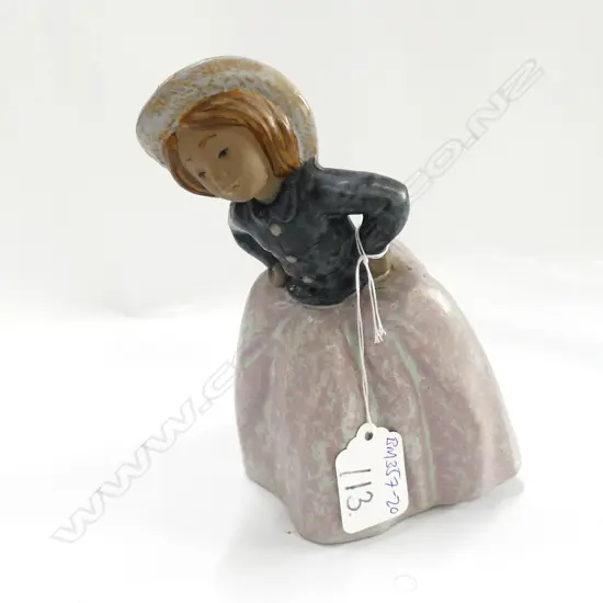 NAO FIGURE GIRL STANDING HANDS ON HIPS