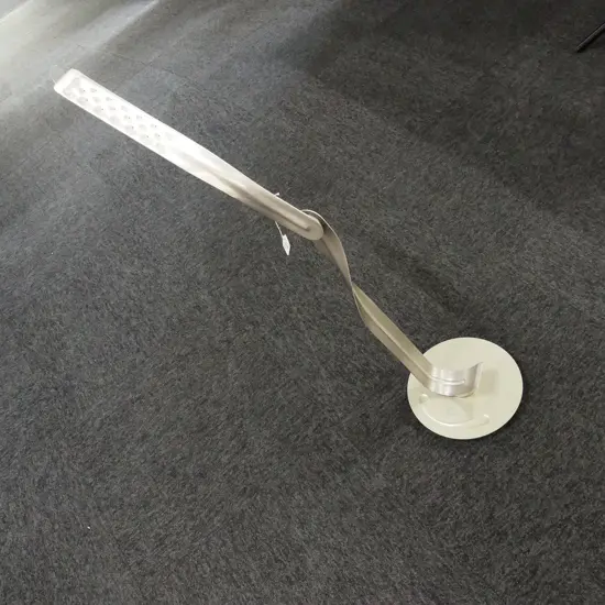 HERMAN MILLER LEAF TABLE LAMP