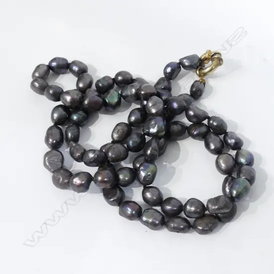 BLACK PEARL NECKLACE 