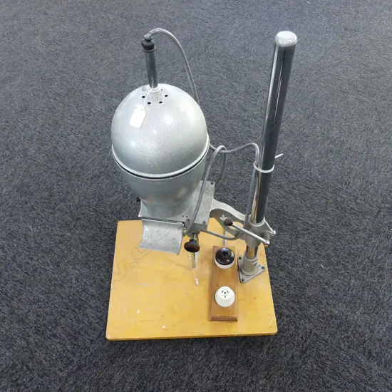 VINTAGE OVERHEAD ENLARGER 'GNOME RANGEFINDER'