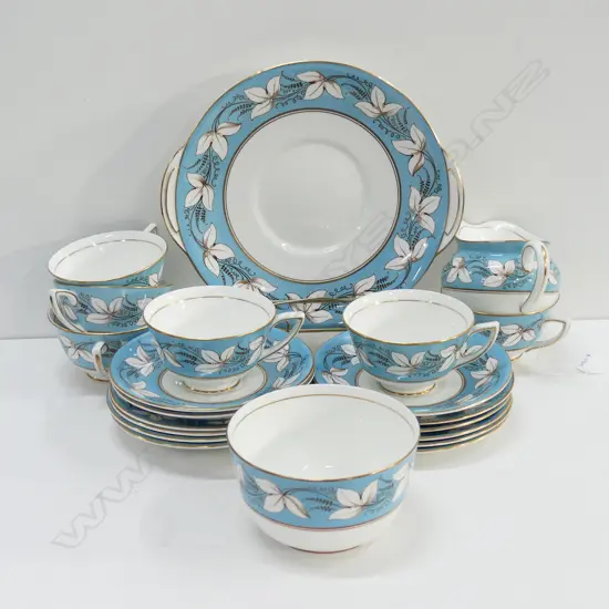SET OF 6 R/ DOULTON TRIOS, WITH MILK JUG & SUGAR BOWL