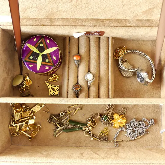 JEWELLERY BOX AND CONTENTS