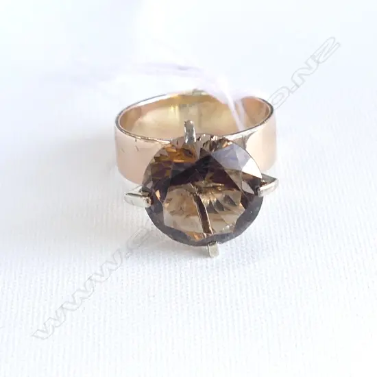 VINTAGE 9CT SMOKY QUARTZ 1960'S RING