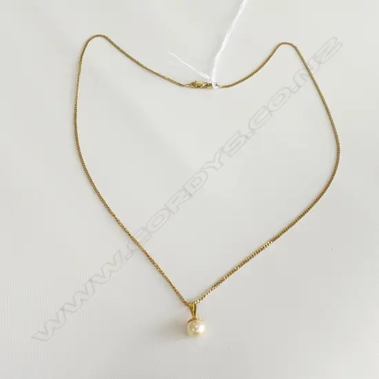 9CT GOLD PEARL PENDANT WITH VALUATION PAPERS