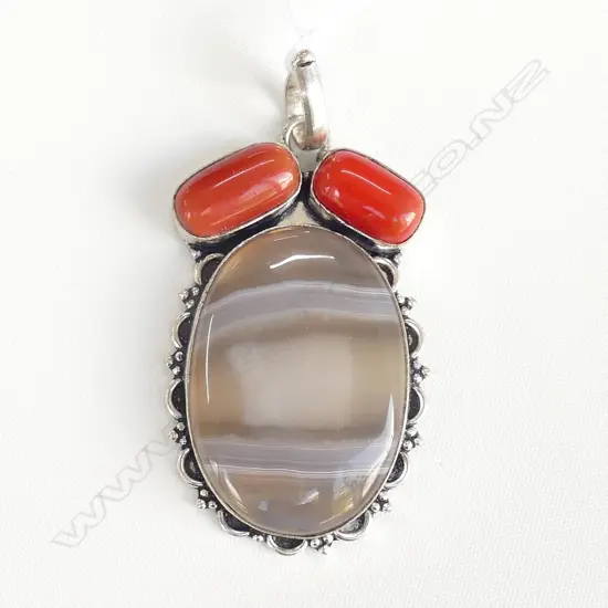SILVER CORAL BANDED AGATE PENDANT