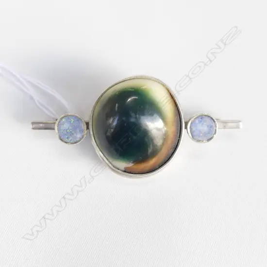 SILVER CATS EYE AND OPAL BROOCH