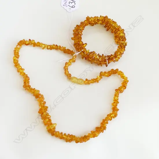 BALTIC AMBER NECKLACE & BRACELET