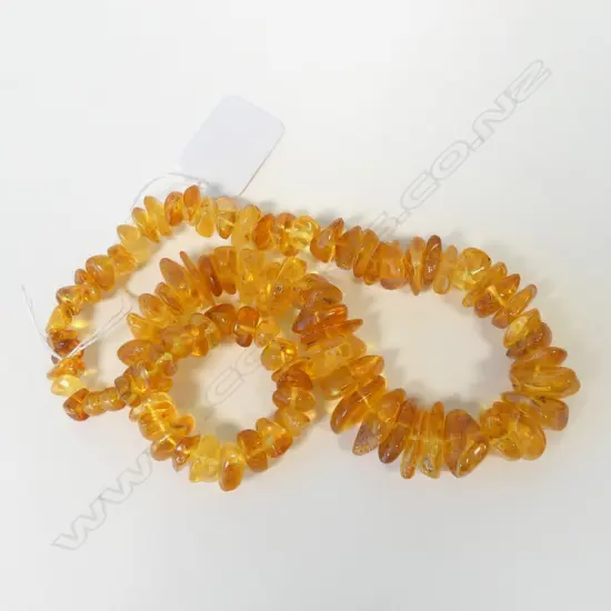BALTIC AMBER NECKLACE