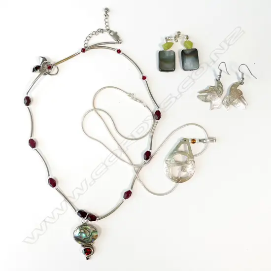 2 SILVER NECKLACES + 2 PR EARRINGS