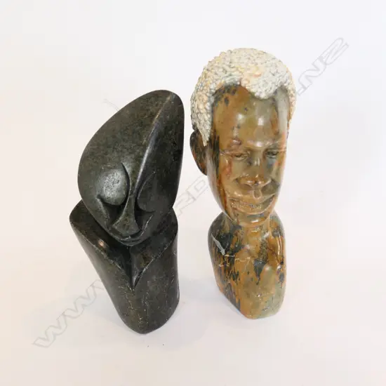 2 AFRICAN CARVED HEADS H.170MM ONE SIGNED DAVID NESHITA