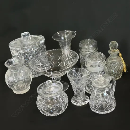 LOT ASST CRYSTAL /LIDDED JARS/VASES /SCENT/+ LIDDED BOX